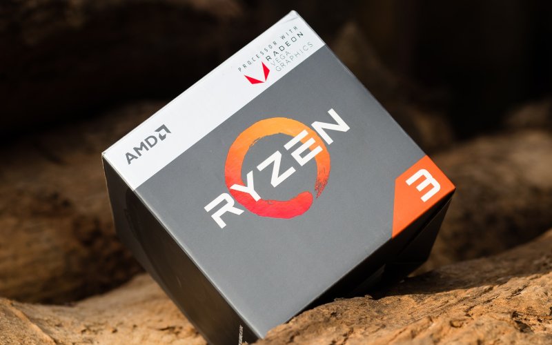 Procesor AMD Ryzen 3 cu grafică Radeon Vega